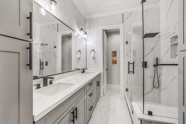 7134 Mapleridge Street 3C, Houston, TX 77081