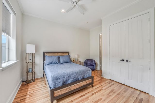 7134 Mapleridge Street 3C, Houston, TX 77081