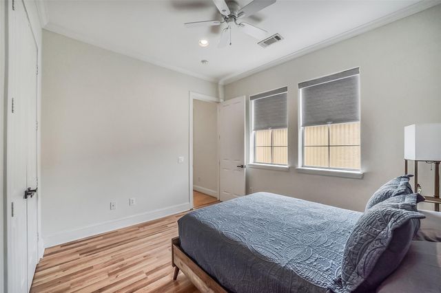 7134 Mapleridge Street 3C, Houston, TX 77081