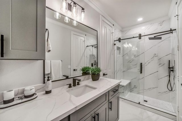 7134 Mapleridge Street 3C, Houston, TX 77081