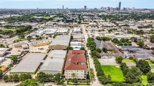 7134 Mapleridge Street 3C, Houston, TX 77081