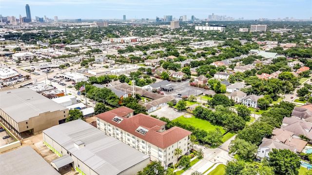 7134 Mapleridge Street 3C, Houston, TX 77081