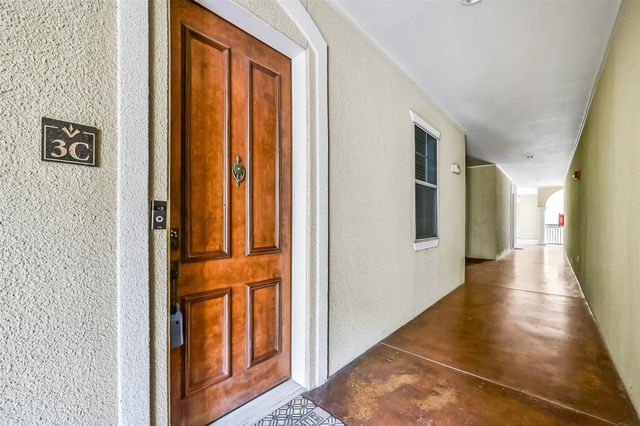 7134 Mapleridge Street 3C, Houston, TX 77081