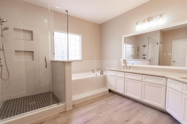 2408 Piney Woods Drive, Pearland, TX 77581