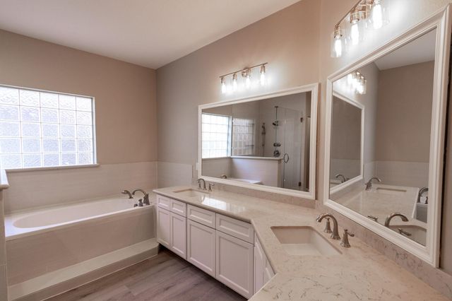 2408 Piney Woods Drive, Pearland, TX 77581