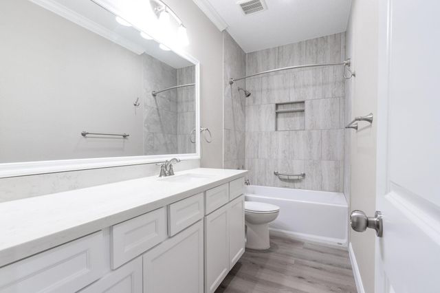 2408 Piney Woods Drive, Pearland, TX 77581