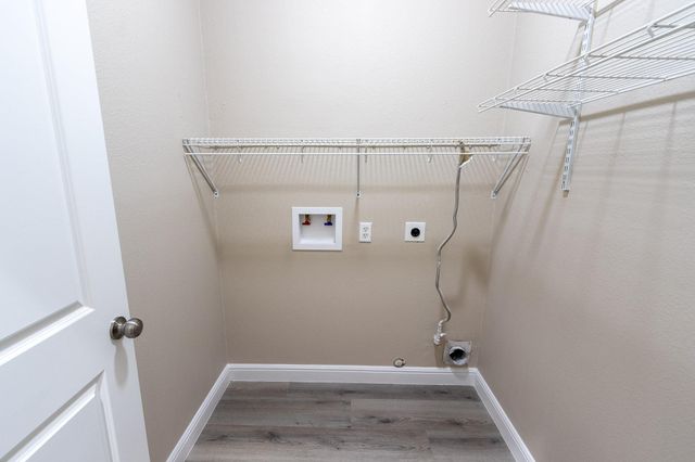 2408 Piney Woods Drive, Pearland, TX 77581