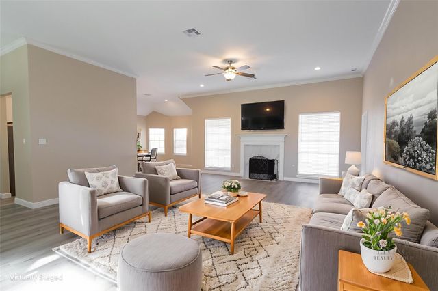 2408 Piney Woods Drive, Pearland, TX 77581