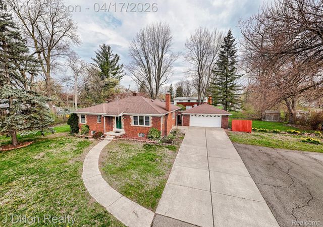31954 Warren Road, Westland, MI 48185