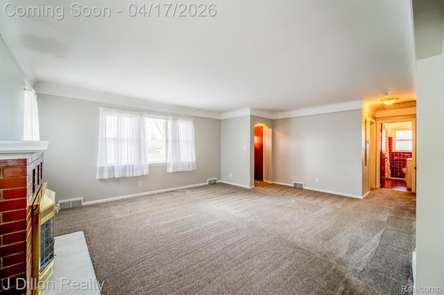 31954 Warren Road, Westland, MI 48185