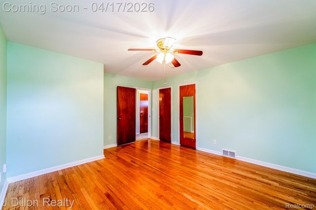 31954 Warren Road, Westland, MI 48185