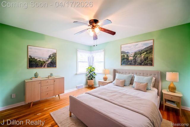 31954 Warren Road, Westland, MI 48185