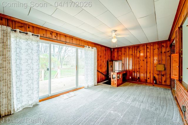 31954 Warren Road, Westland, MI 48185