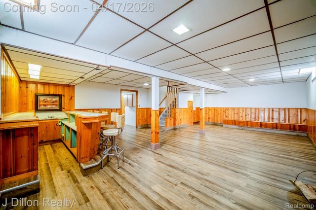 31954 Warren Road, Westland, MI 48185