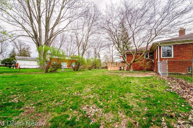 31954 Warren Road, Westland, MI 48185