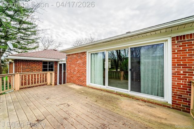 31954 Warren Road, Westland, MI 48185