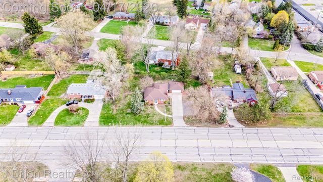 31954 Warren Road, Westland, MI 48185