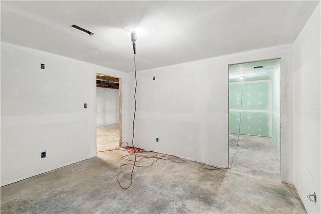 5730 SE 33 Highway, Osborn, MO 64474