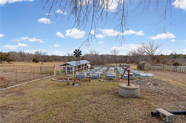 5730 SE 33 Highway, Osborn, MO 64474