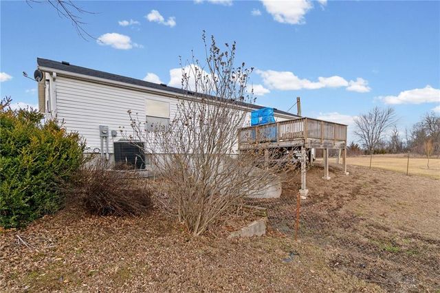 5730 SE 33 Highway, Osborn, MO 64474