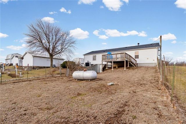 5730 SE 33 Highway, Osborn, MO 64474