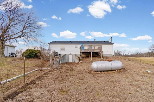 5730 SE 33 Highway, Osborn, MO 64474