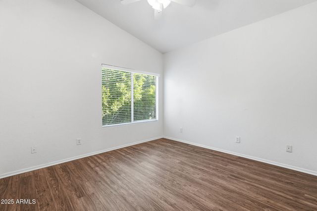 1750 W UNION HILLS Drive 37, Phoenix, AZ 85027