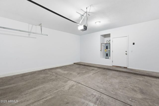 1750 W UNION HILLS Drive 37, Phoenix, AZ 85027