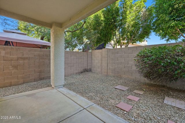 1750 W UNION HILLS Drive 37, Phoenix, AZ 85027