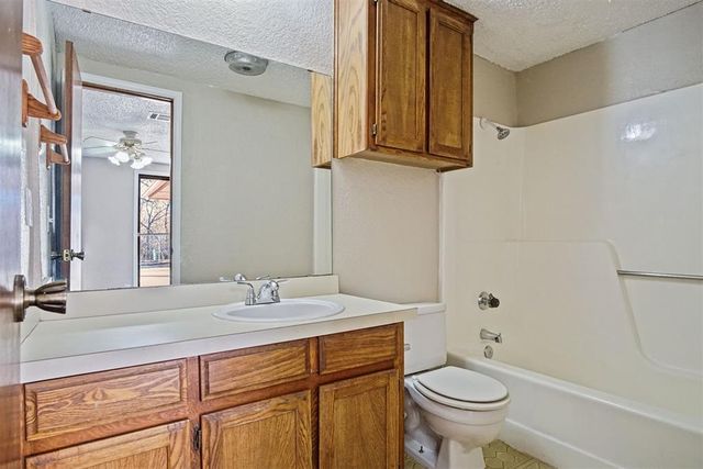 11376 N Glade Avenue, Oklahoma City, OK 73162