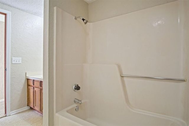 11376 N Glade Avenue, Oklahoma City, OK 73162