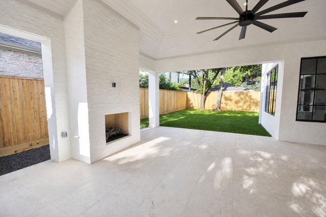 4026 Colquitt Street, Houston, TX 77027