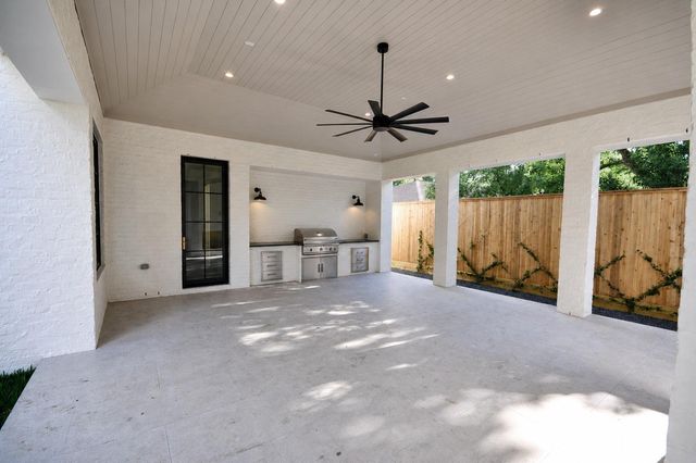 4026 Colquitt Street, Houston, TX 77027