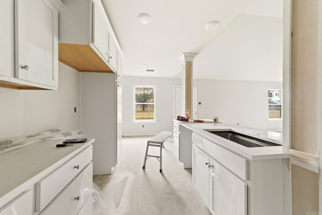 101 LLOYD HENDERSON Road, Beebe, AR 72012