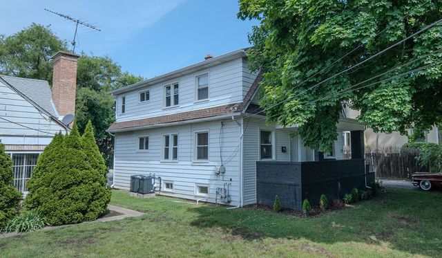 522 N Central Avenue 1, Highwood, IL 60040