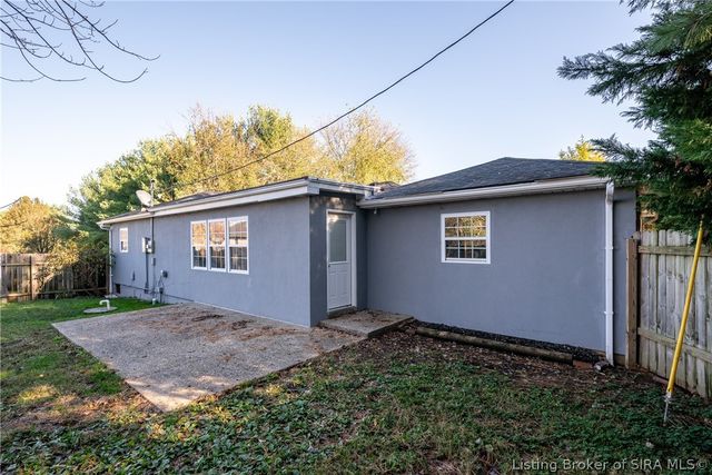 4515 Payne Koehler, New Albany, IN 47150