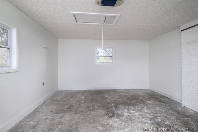 4515 Payne Koehler, New Albany, IN 47150