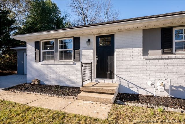 4515 Payne Koehler, New Albany, IN 47150