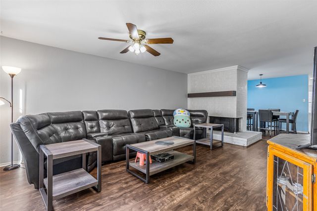 3112 Mayfair Drive, Carrollton, TX 75007