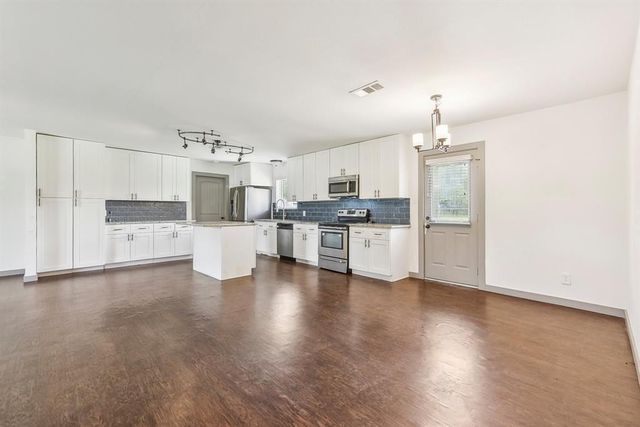 12603 Tomanet TRL, Austin, TX 78727