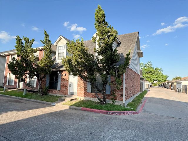 8631 Mapletwist Street, Houston, TX 77083