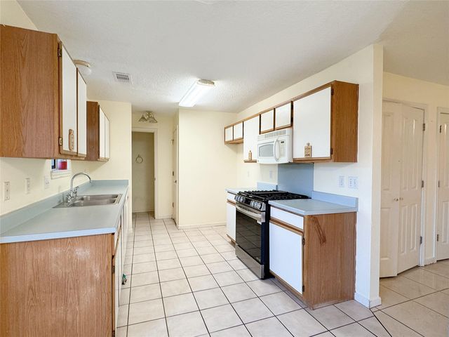 8631 Mapletwist Street, Houston, TX 77083