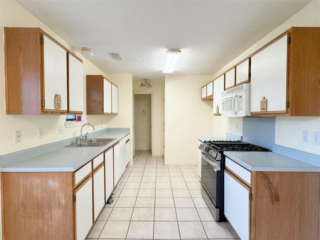 8631 Mapletwist Street, Houston, TX 77083