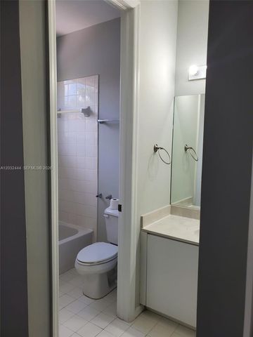 2242 NE 42nd Cir 2242, Homestead, FL 33033