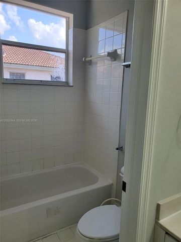 2242 NE 42nd Cir 2242, Homestead, FL 33033