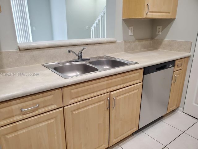 2242 NE 42nd Cir 2242, Homestead, FL 33033