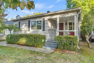 1745 40th St, Sacramento, CA 95819