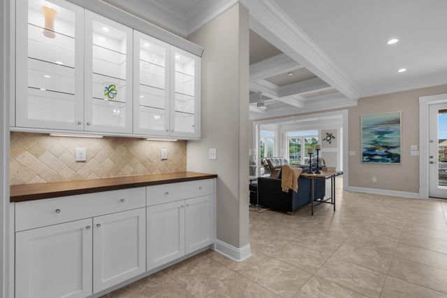904 Waterton Ave., Myrtle Beach, SC 29579