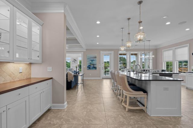 904 Waterton Ave., Myrtle Beach, SC 29579
