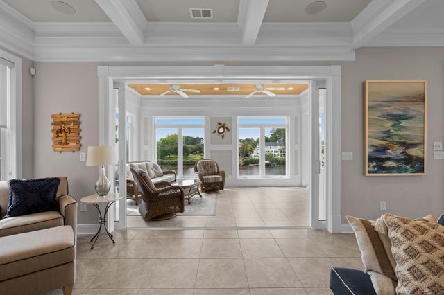 904 Waterton Ave., Myrtle Beach, SC 29579